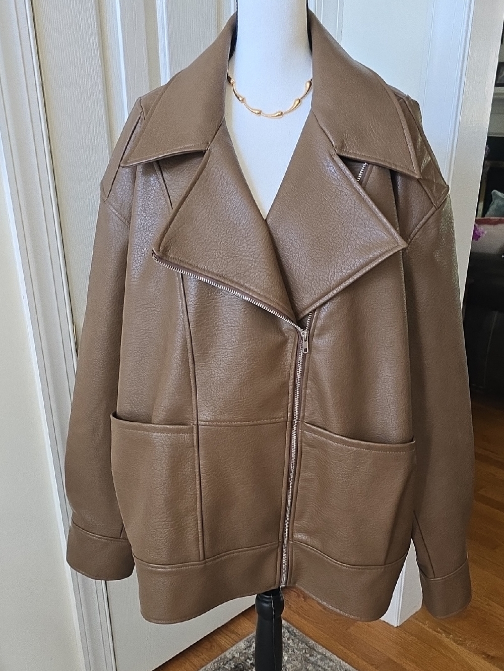 ASHLEY GRAHAM BRAND WOMENS PLUS SIZE BROWN FAUX LEATHER ZIP FRONT JACKET SIZE 5X